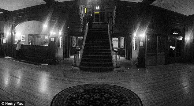 Stanley Hotel fantômes et escalier -1
